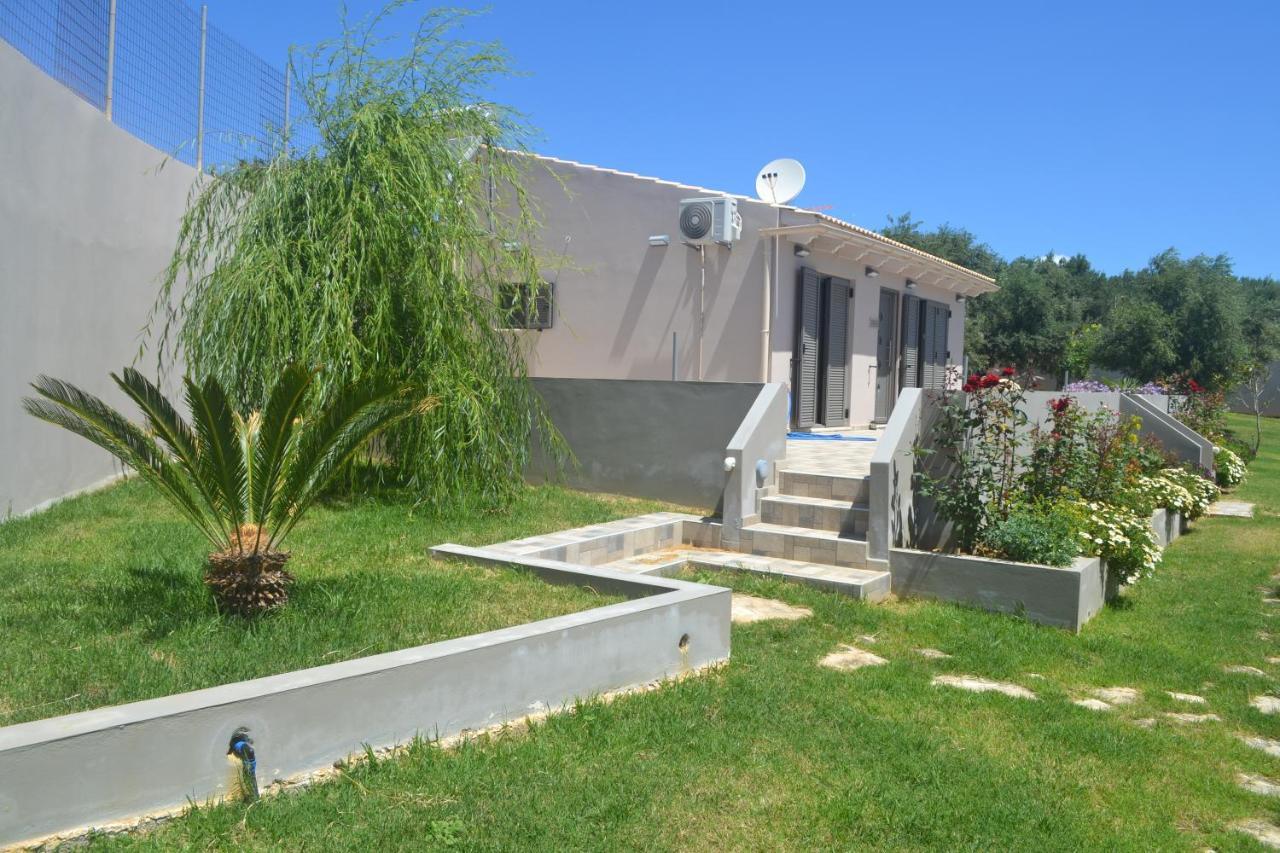 Stalós Alexandra'S Garden Houses מראה חיצוני תמונה