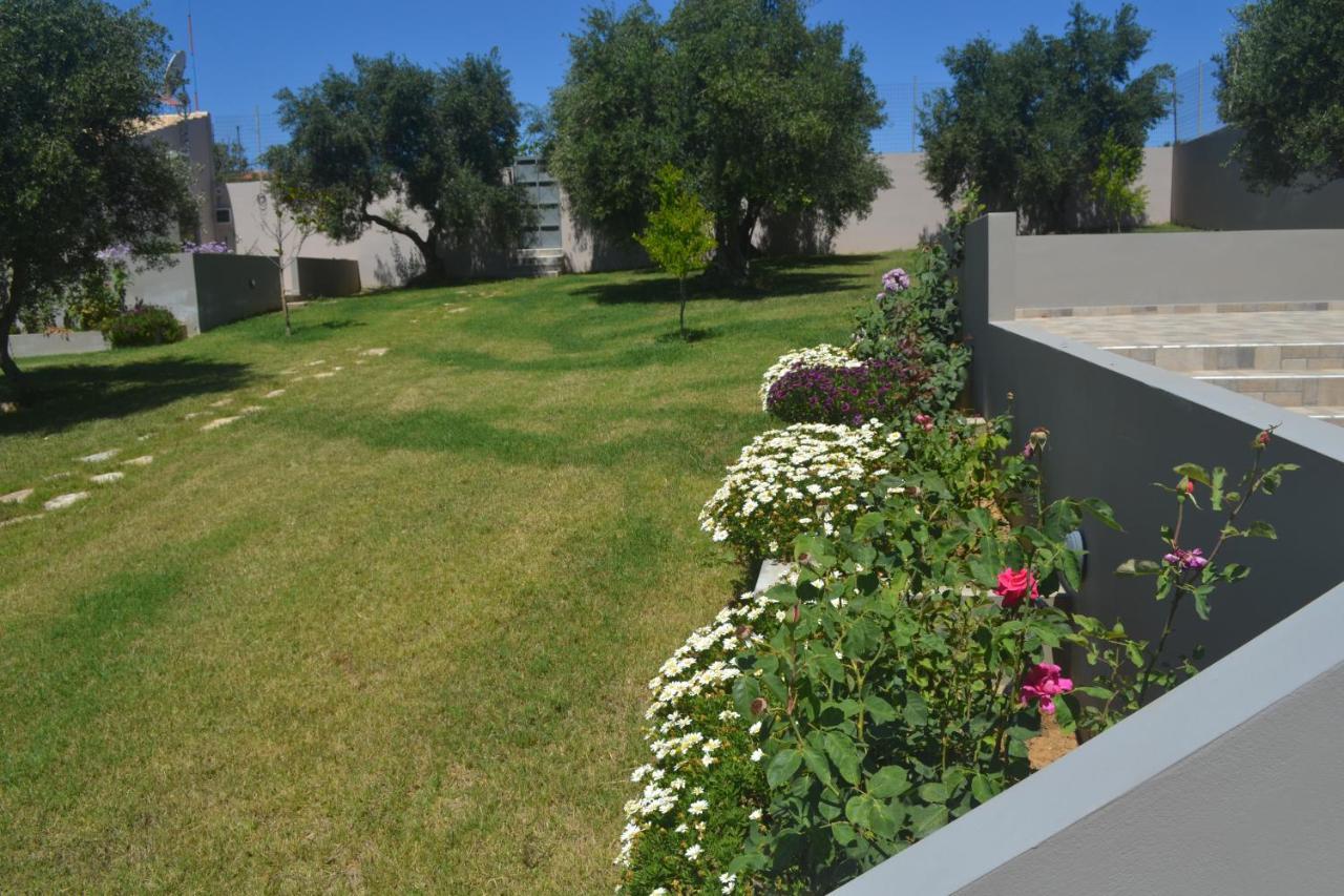 Stalós Alexandra'S Garden Houses מראה חיצוני תמונה