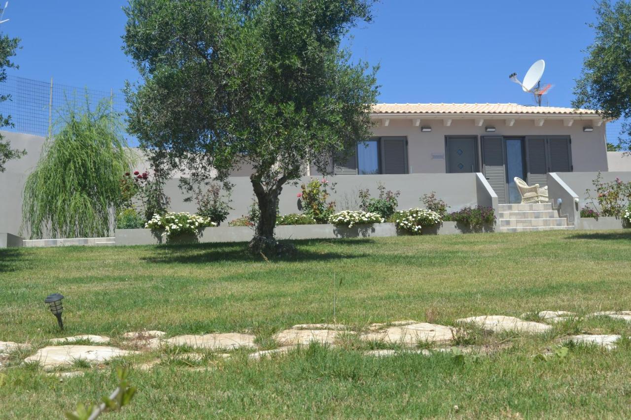 Stalós Alexandra'S Garden Houses מראה חיצוני תמונה
