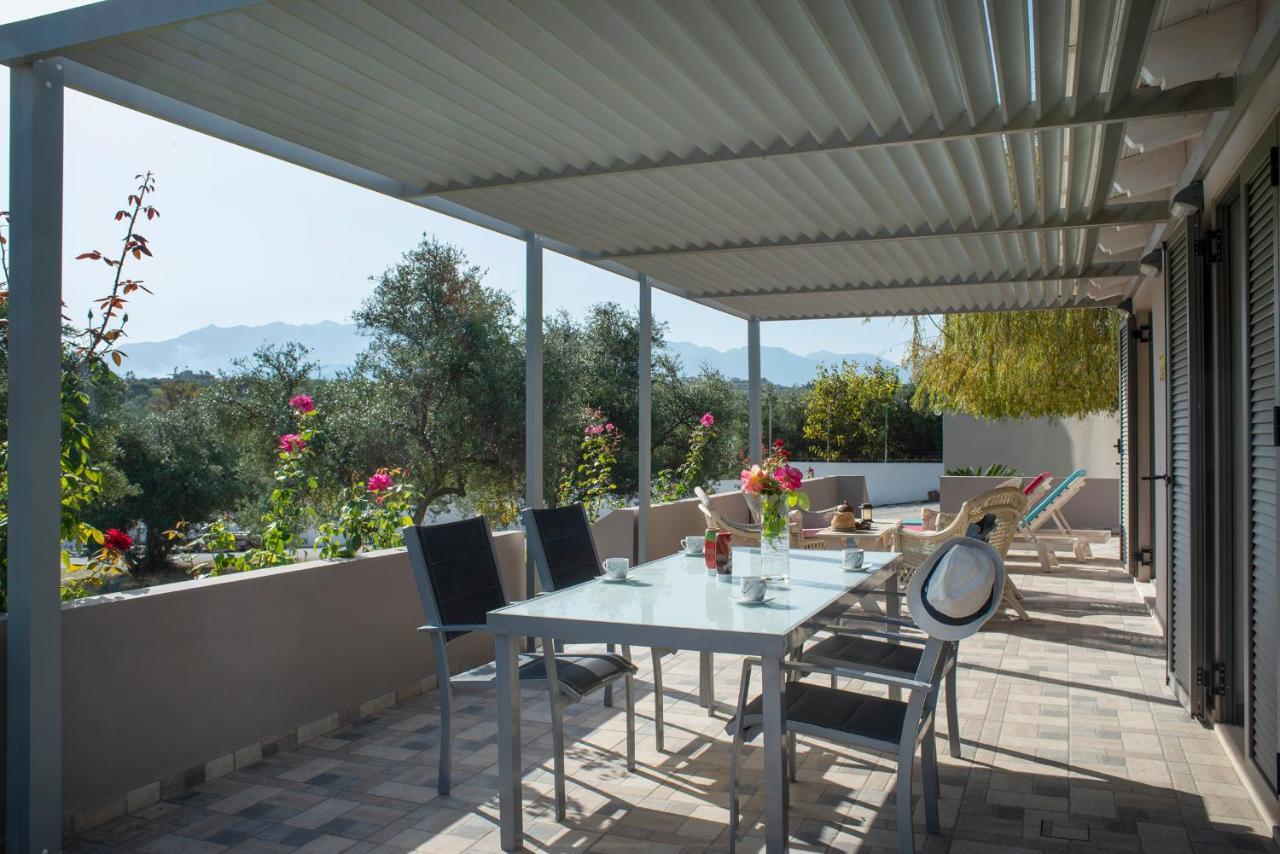 Stalós Alexandra'S Garden Houses מראה חיצוני תמונה