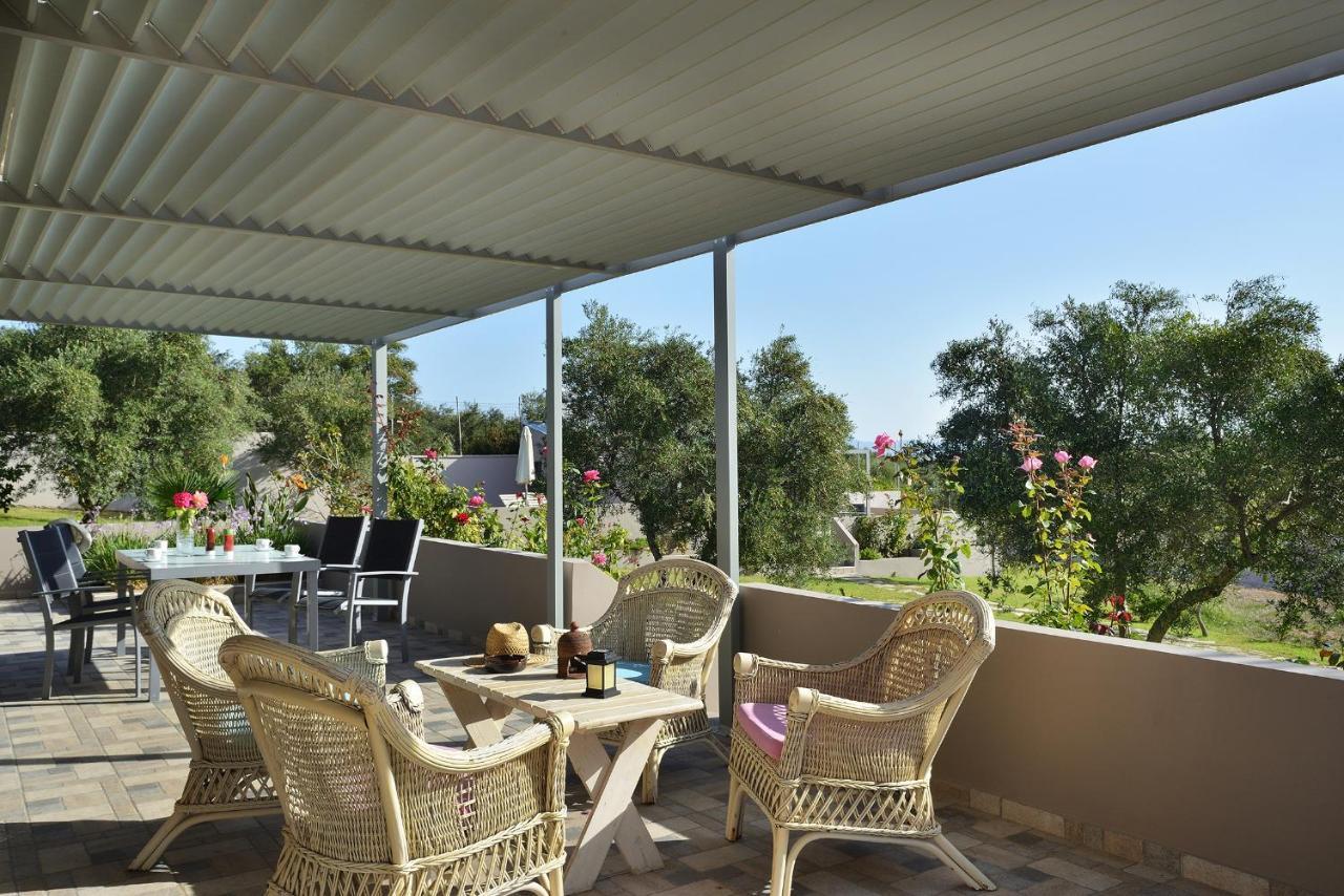 Stalós Alexandra'S Garden Houses מראה חיצוני תמונה